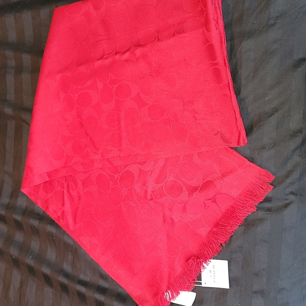 New with tag Coach signature wrap scarf. True red color. 85%wool,15% silk